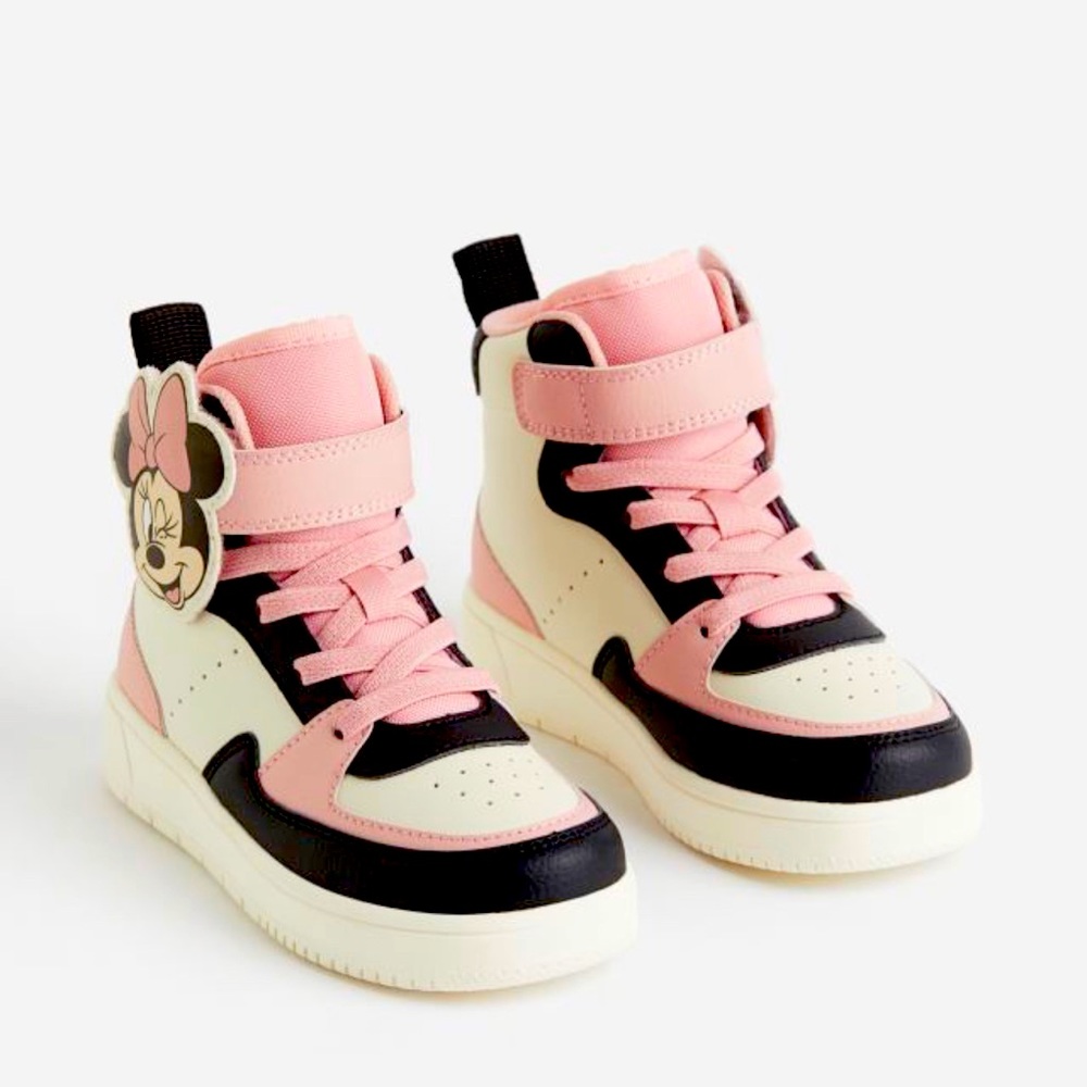 LIMITED EDITION NWT MINNIE MOUSE HIGH TOP SNEAKERS